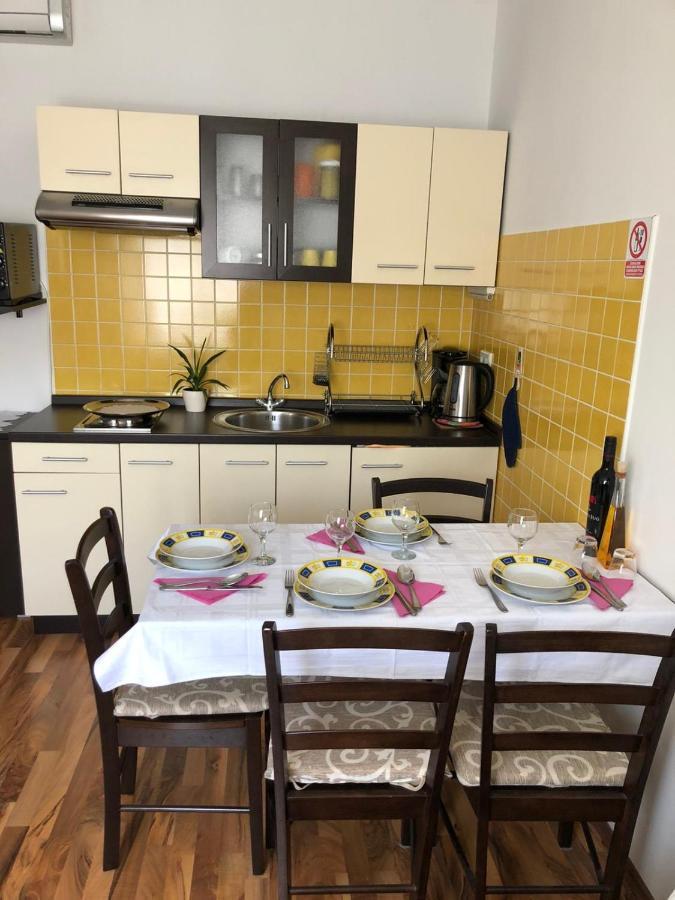 Apartments Rajcic Kaštela エクステリア 写真